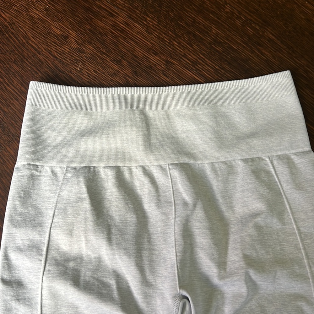 FABLETICS LEGGINGS - Picture 3 of 4